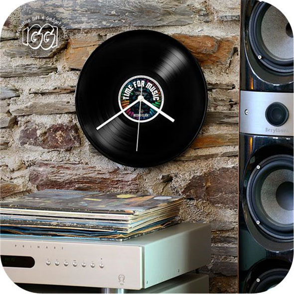 Retro Record Clock: Time For Music