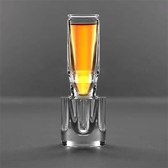 50 Calibre Shot Glass: Bullet Shaped Shot Glass